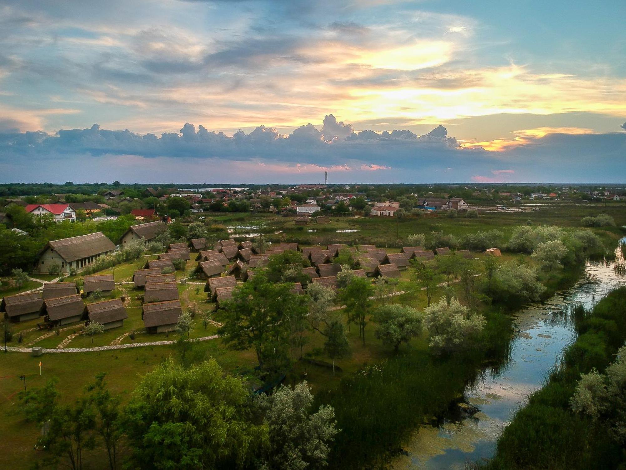 Dolphin Camping Sfantu Gheorghe  Bagian luar foto