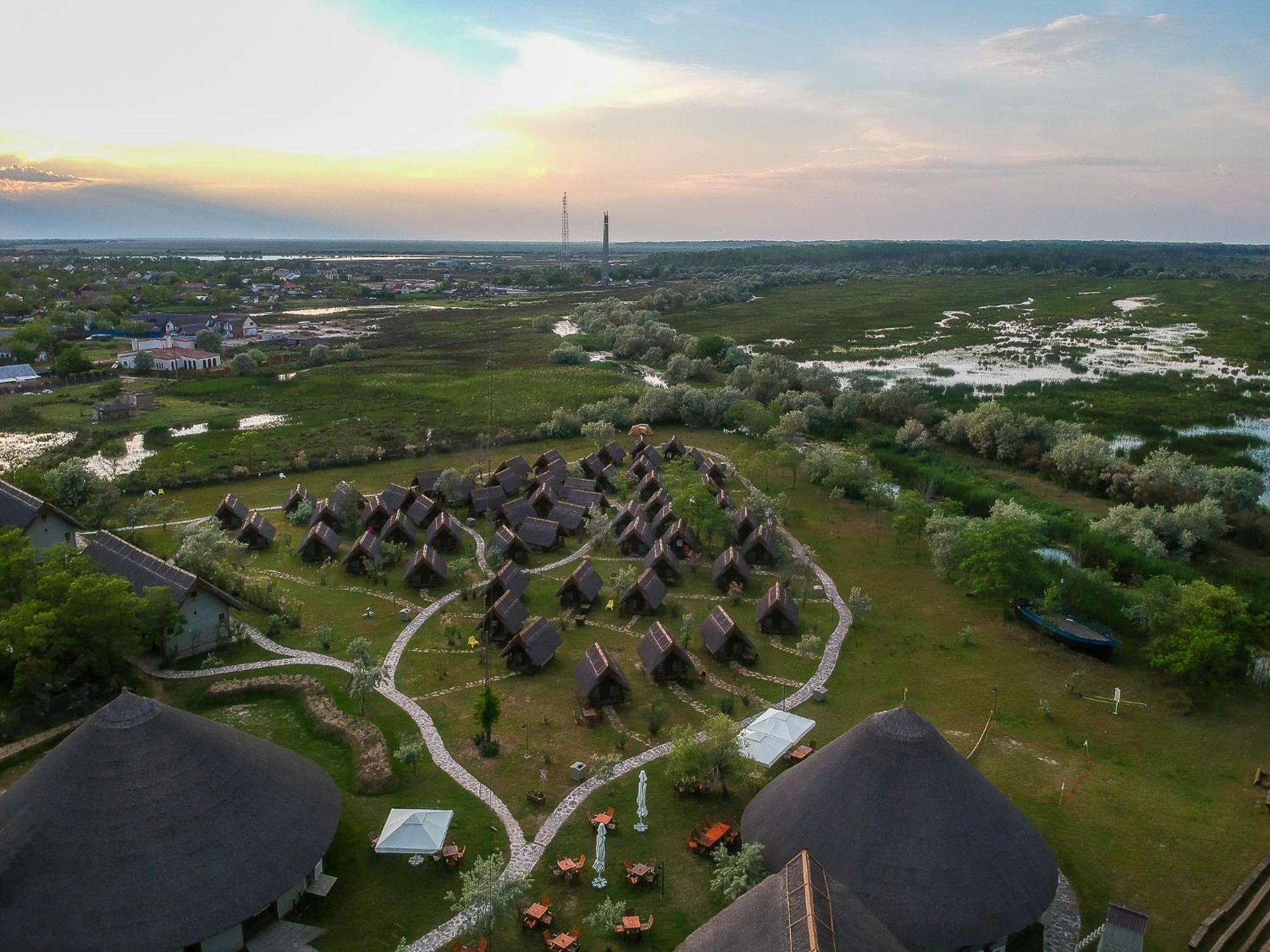 Dolphin Camping Sfantu Gheorghe  Bagian luar foto